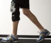 Investigadores desenvolvem um dispositivo para o joelho que produz energia