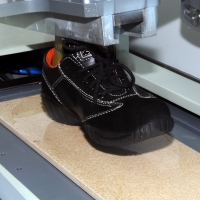 3 décadas a testar e certificar a qualidade do calçado