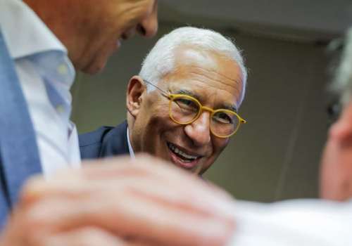 António Costa apresenta Otimista na indústria do calçado