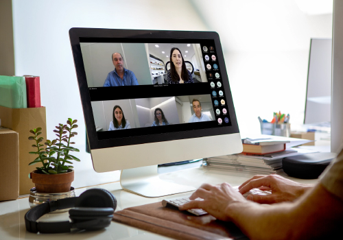 Reveja o webinar sobre medidas práticas para a redução de emissões