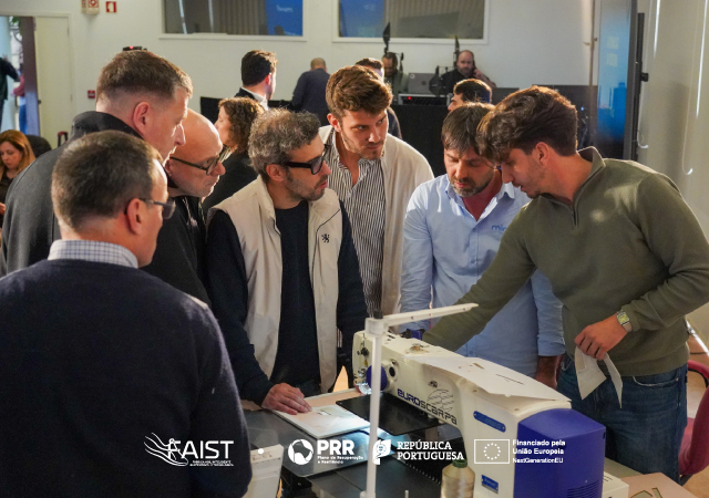 Apresentação e demonstração de Catálogos Digitais 3D e Costura Automática