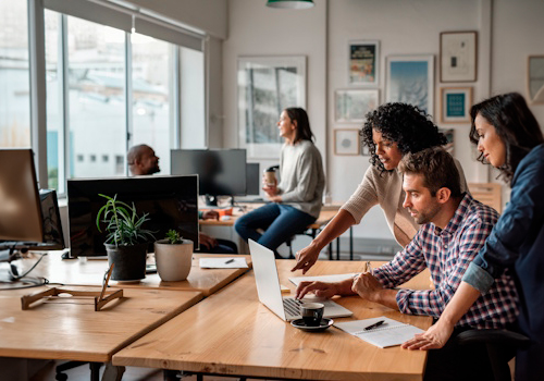 UE atualiza Estratégia de Competências para o têxtil, vestuário, couro e calçado